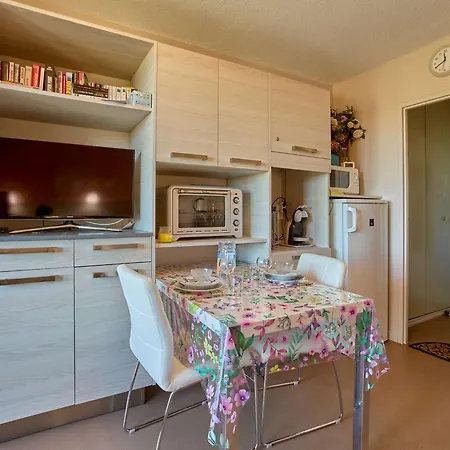 Lumineux Avec Balcon A Barbotan-les-thermes, 2 Personnes - Fr-1-841-55 *