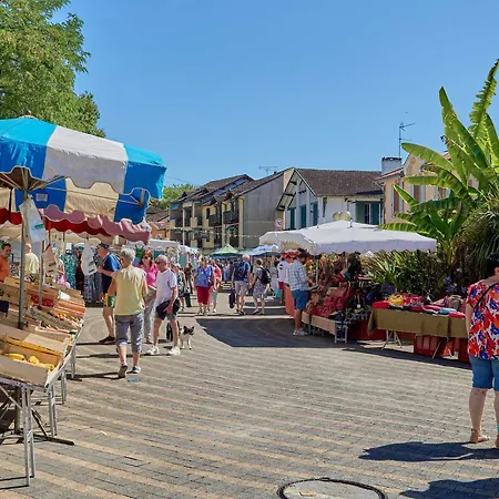 Lumineux Proche De L'uby Avec Wi-fi Gratuit - Fr-1-841-55 *